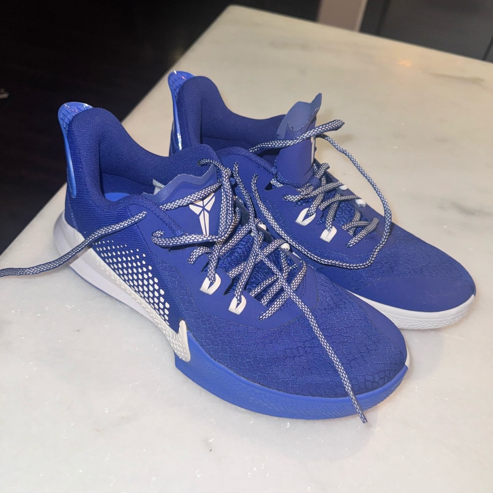 Blue Kobe Nikes men’s New